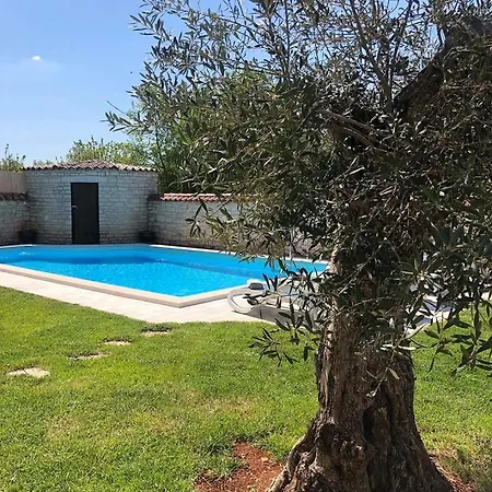 Villa Lamija